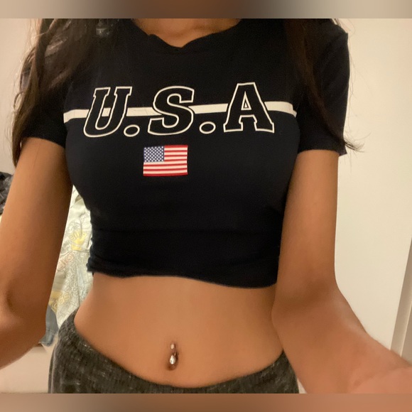 💕3 FOR $15💕 H&M Cropped Tee, Women’s Size XS - Picture 5 of 8